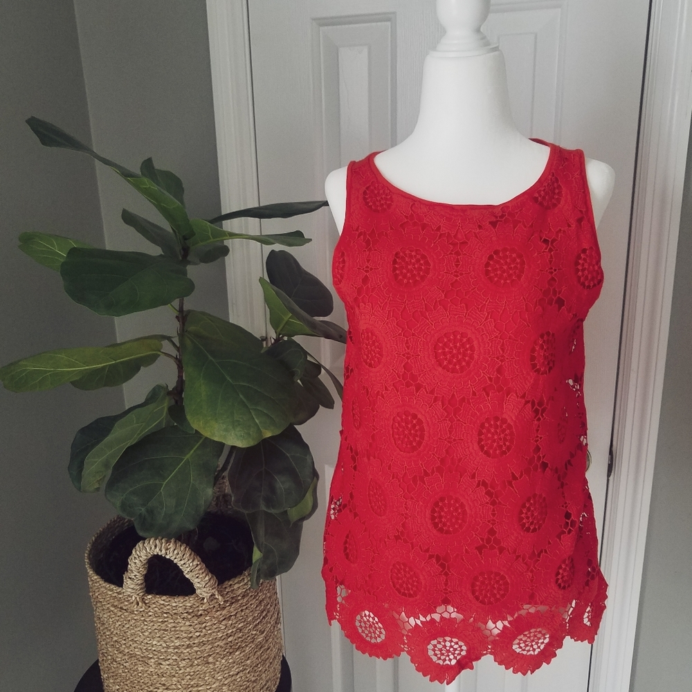 LOFT - Red Lace Summer Tank With Scalloped Hemm
